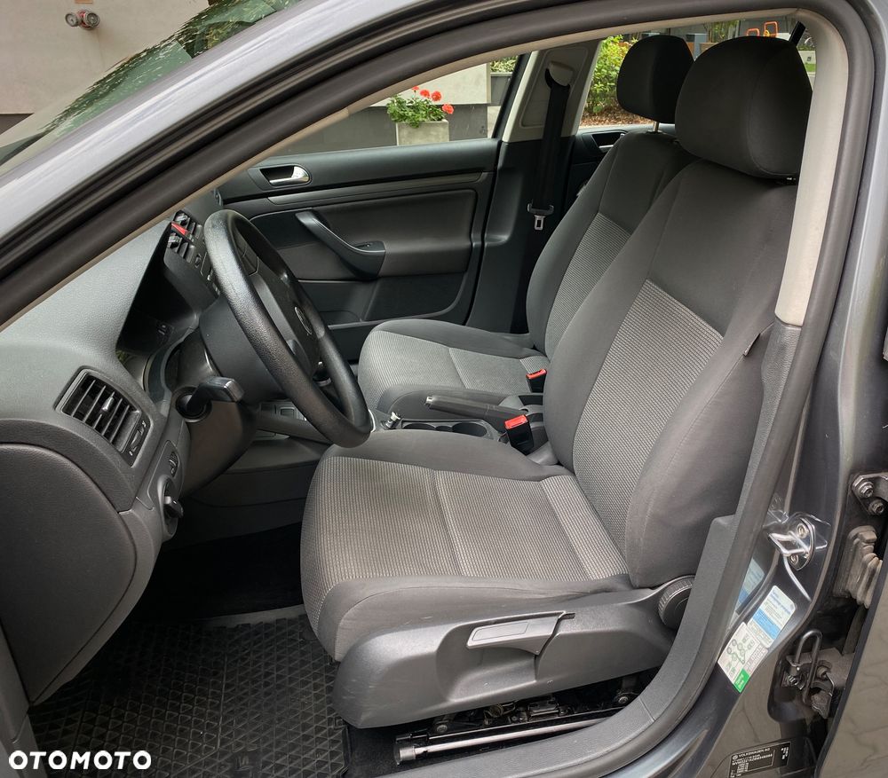 Volkswagen Golf 1.6 Comfortline - 5