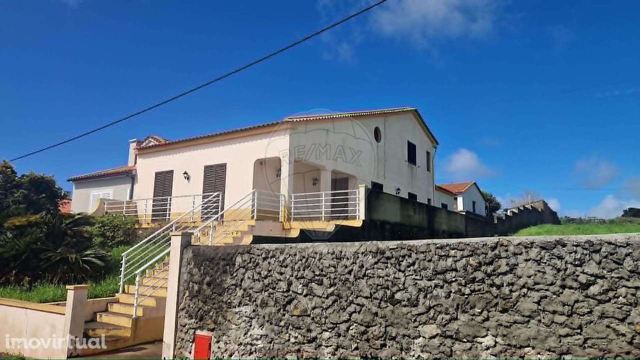 Moradia T4 para venda - Grande imagem: 2/20