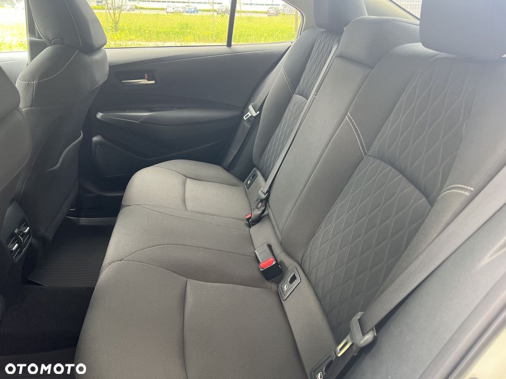 Toyota Corolla - 14