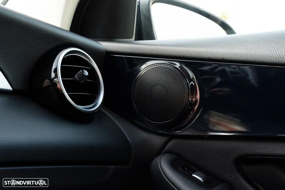 Mercedes-Benz GLC 250 - 30