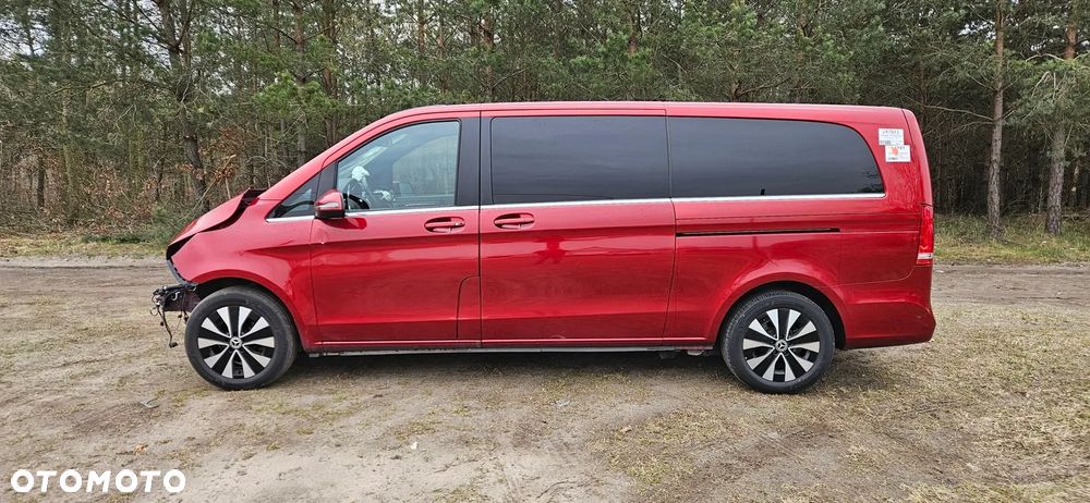 Mercedes-Benz Klasa V - 7