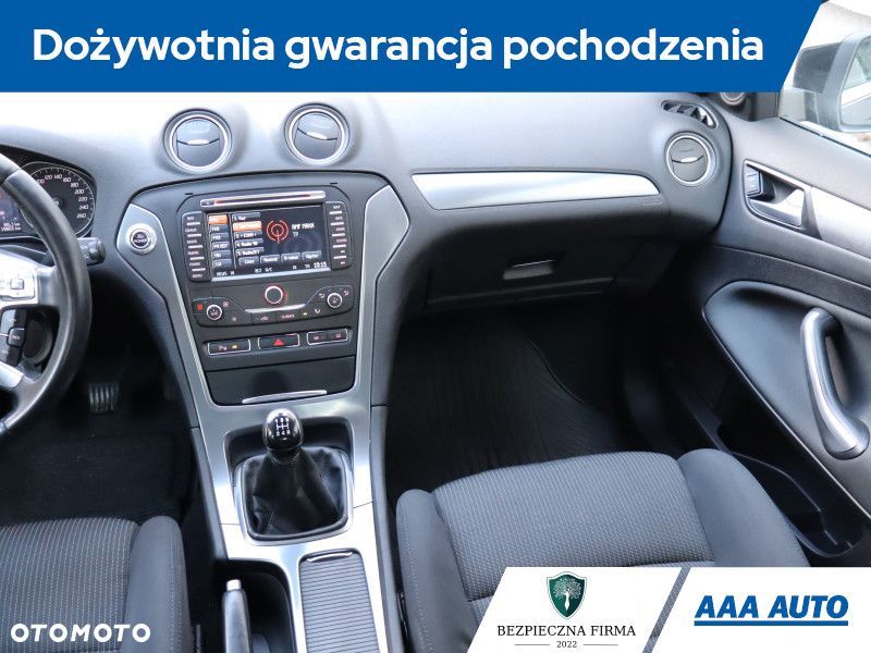 Ford Mondeo - 9