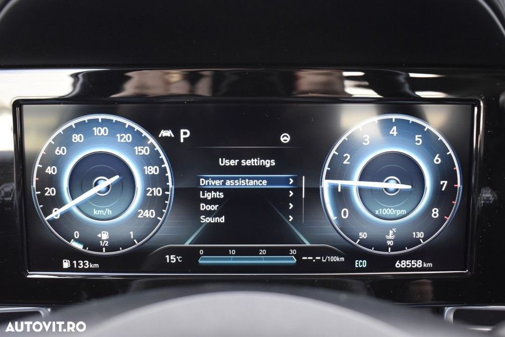 Hyundai Elantra 1.6 l 123 CP CVT Exclusive - 16