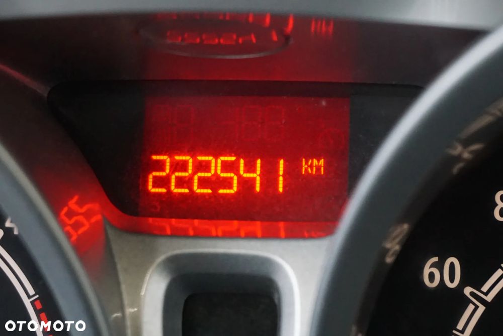 Ford Fiesta 1.6 TDCi Trend - 29