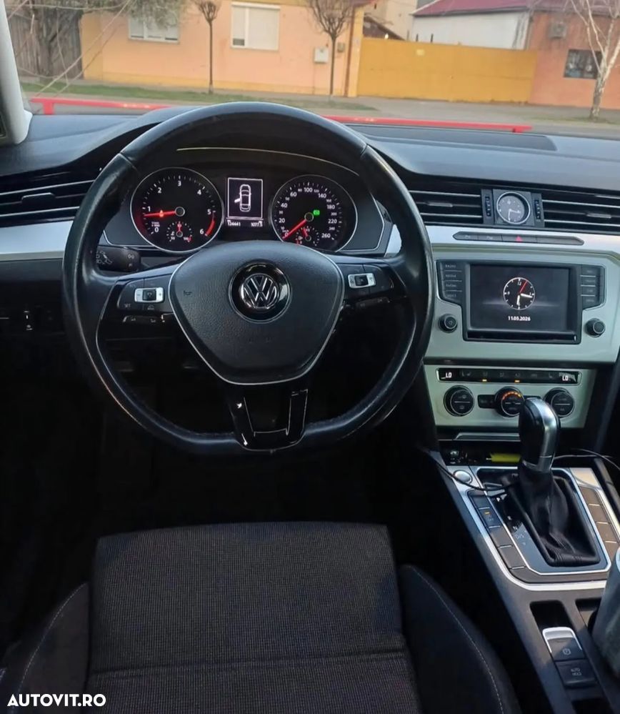 Volkswagen Passat 2.0 TDI DSG Comfortline - 3