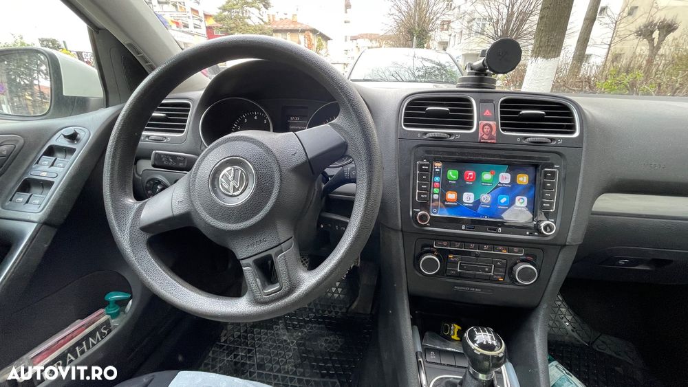 Volkswagen Golf 2011 photo 3