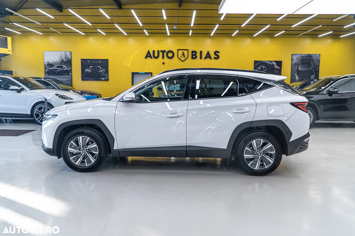 Hyundai Tucson 1.6 T-GDi HEV 2WD Select - 17