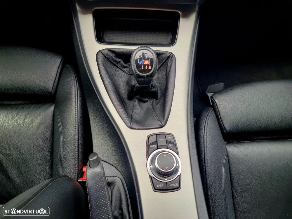 BMW 325 i M Sport Edition - 23