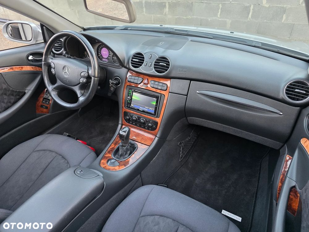 Mercedes-Benz CLK - 39