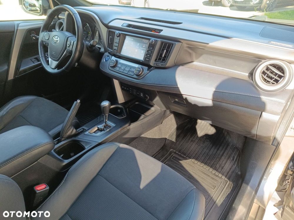 Toyota RAV4 Hybrid Prestige 4x4 - 23