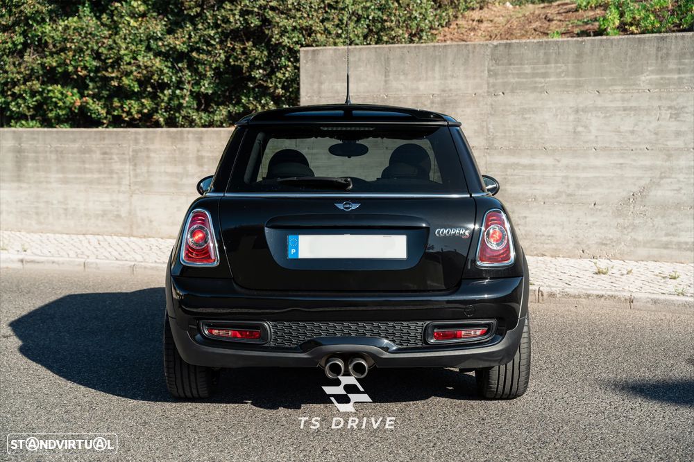 MINI 3 Portas Cooper S - 4
