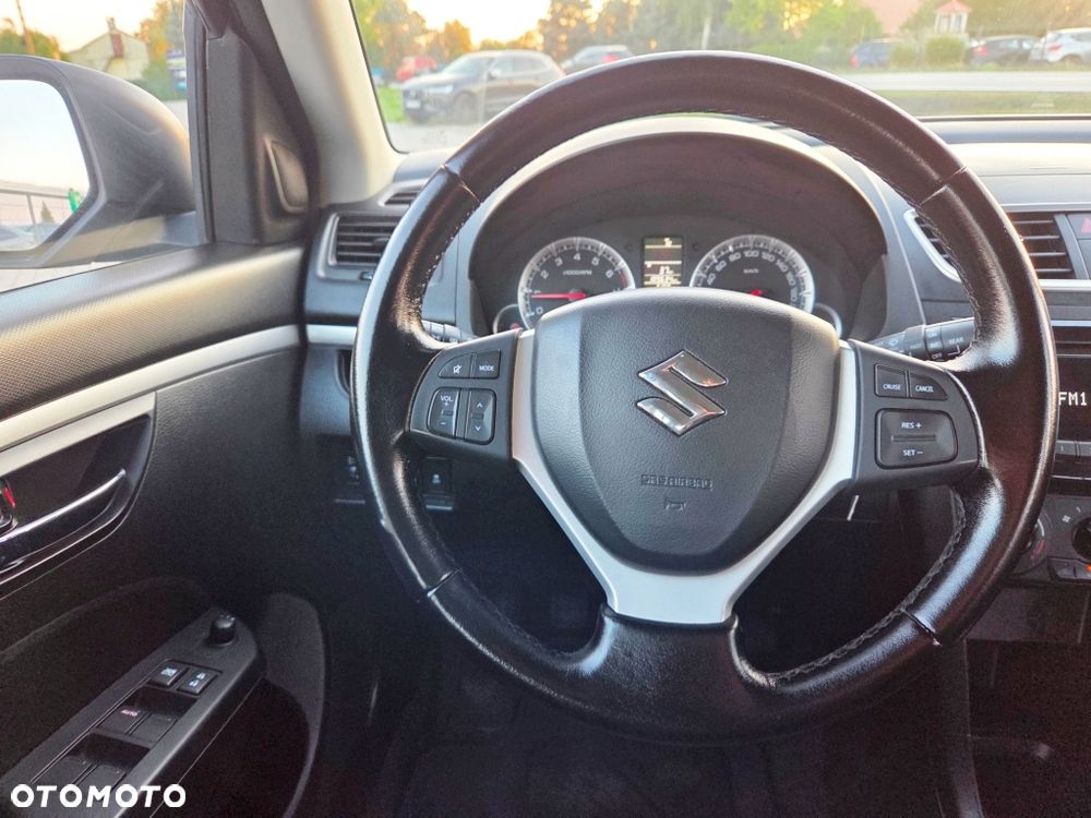 Suzuki Swift 1.2 Club - 30