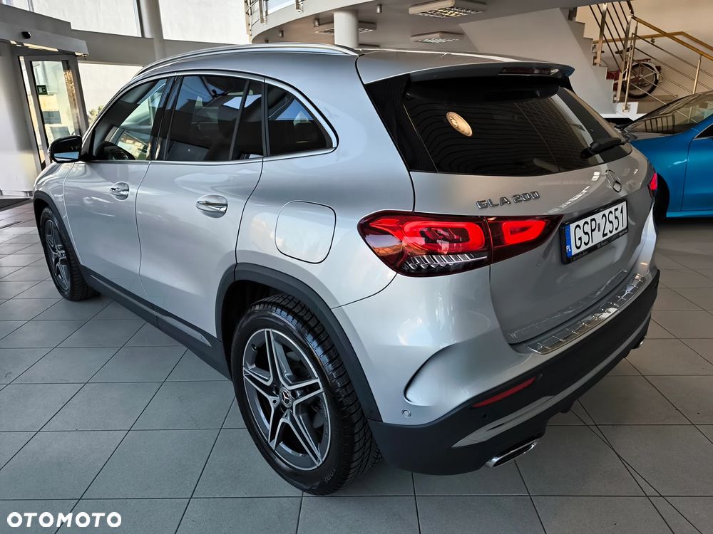 Mercedes-Benz GLA 200 AMG Line - 1