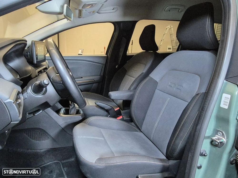 Dacia Jogger 1.0 TCe SL Extreme 7L - 25