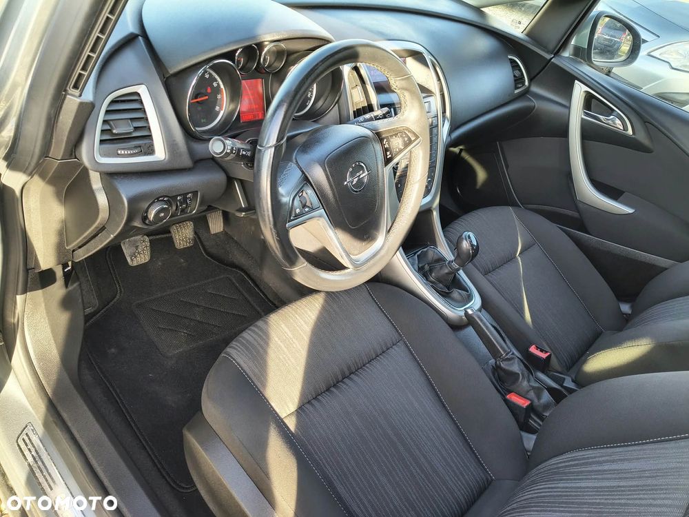 Opel Astra 1.4 Selection - 8