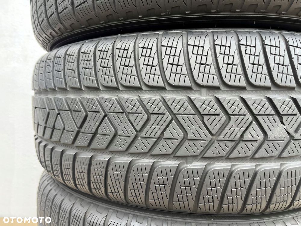 235/60/18 107H PIRELLI SCORPION WINTER - 3
