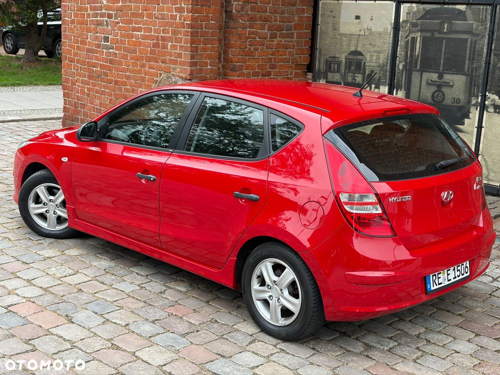 Hyundai i30 1.4 Comfort - 16