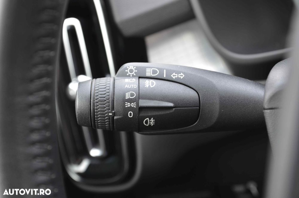 Volvo XC 40 D3 Geartronic Momentum - 11