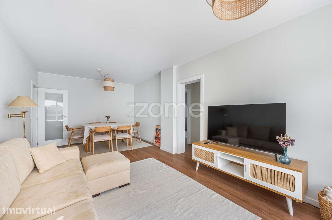 Apartamento T2 - Prelada, Porto | lugar de garagem + arrumos - Grande imagem: 2/18