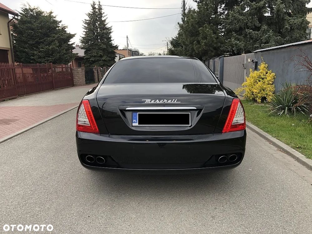 Maserati Quattroporte - 5