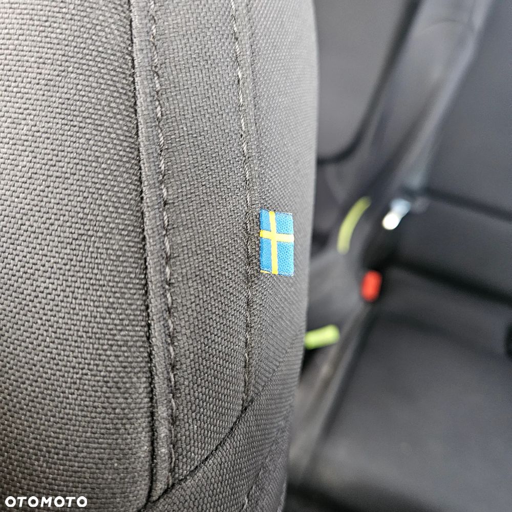 Volvo XC 40 T3 Momentum Pro - 30