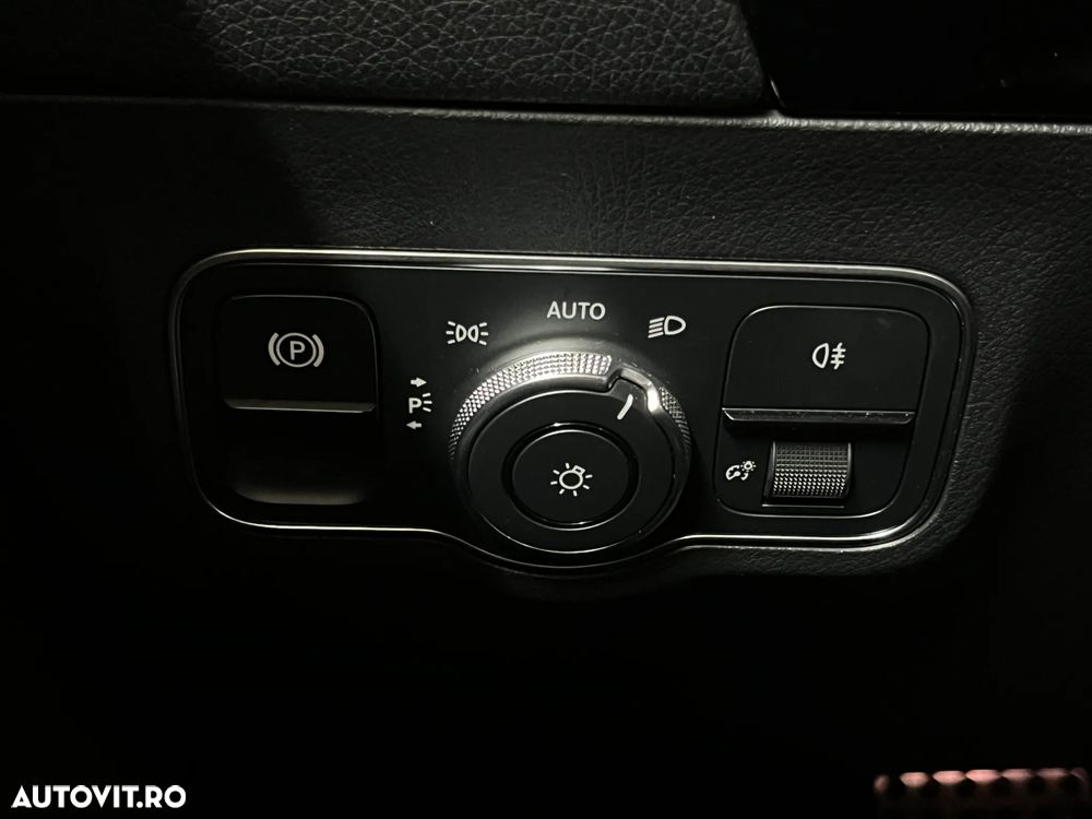 Mercedes-Benz GLA 250 e 8G-DCT - 19