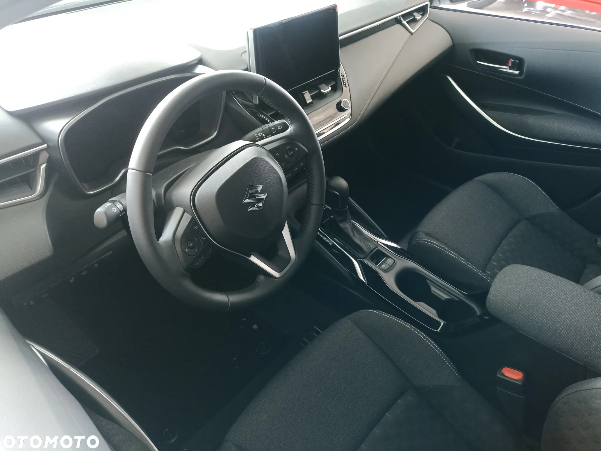 Suzuki Swace 1.8 Hybrid Premium Plus CVT - 7