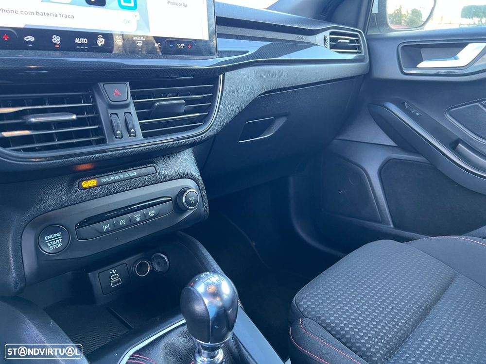 Ford Focus SW 1.0 EcoBoost MHEV ST-Line - 9