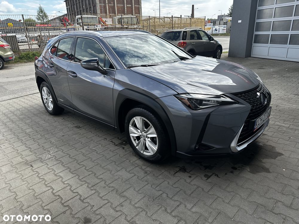 Lexus UX 250h Elegance 2WD - 9
