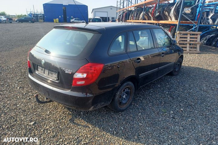 Radio cd 1Z0035161B Skoda Fabia 5J [2007 - 2010] Combi wagon 5-usi 1. - 7