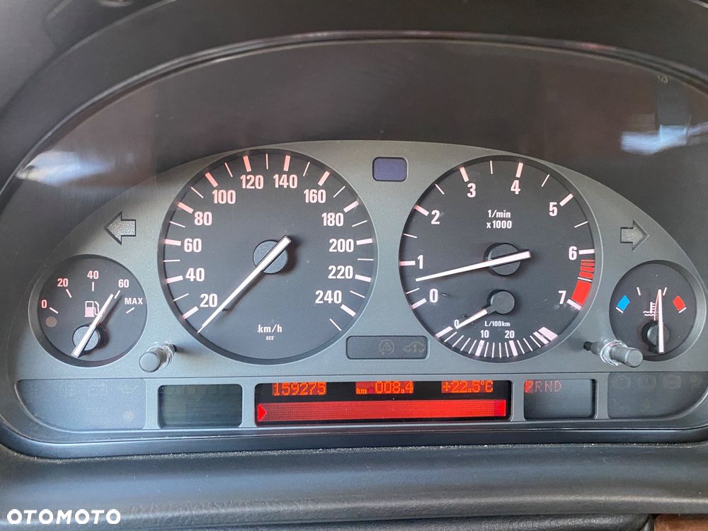 BMW Seria 7 728i L - 15