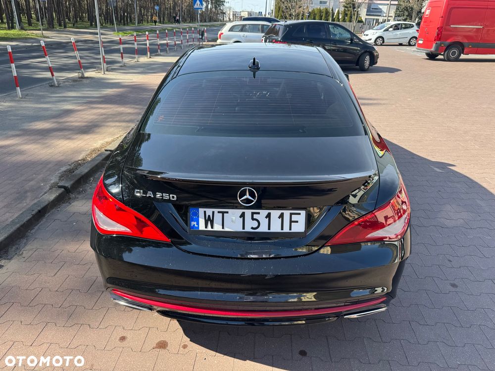 Mercedes-Benz CLA - 6
