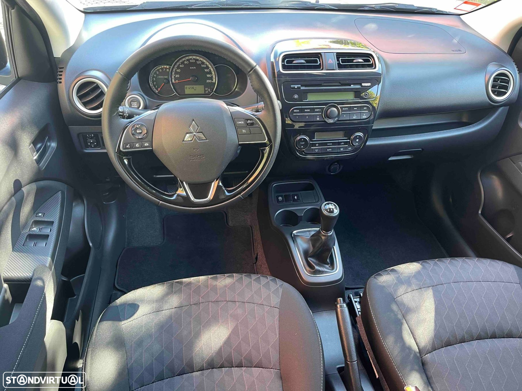 Mitsubishi Space Star 1.2 Intense Connect Edition - 31