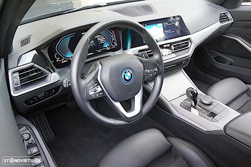 BMW 320 e Corporate Edition Auto - 21