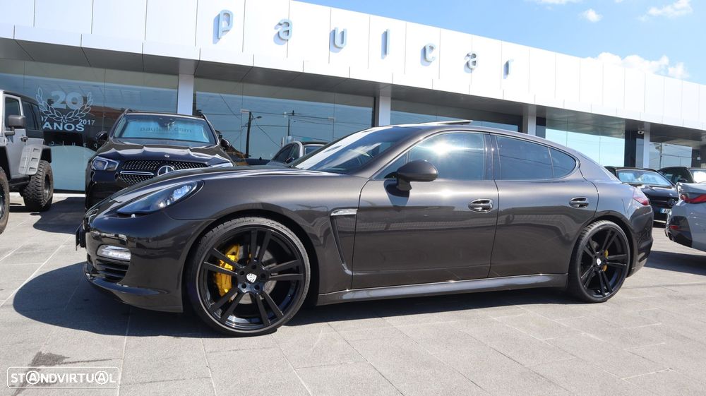 Porsche Panamera Platinum Edition - 2