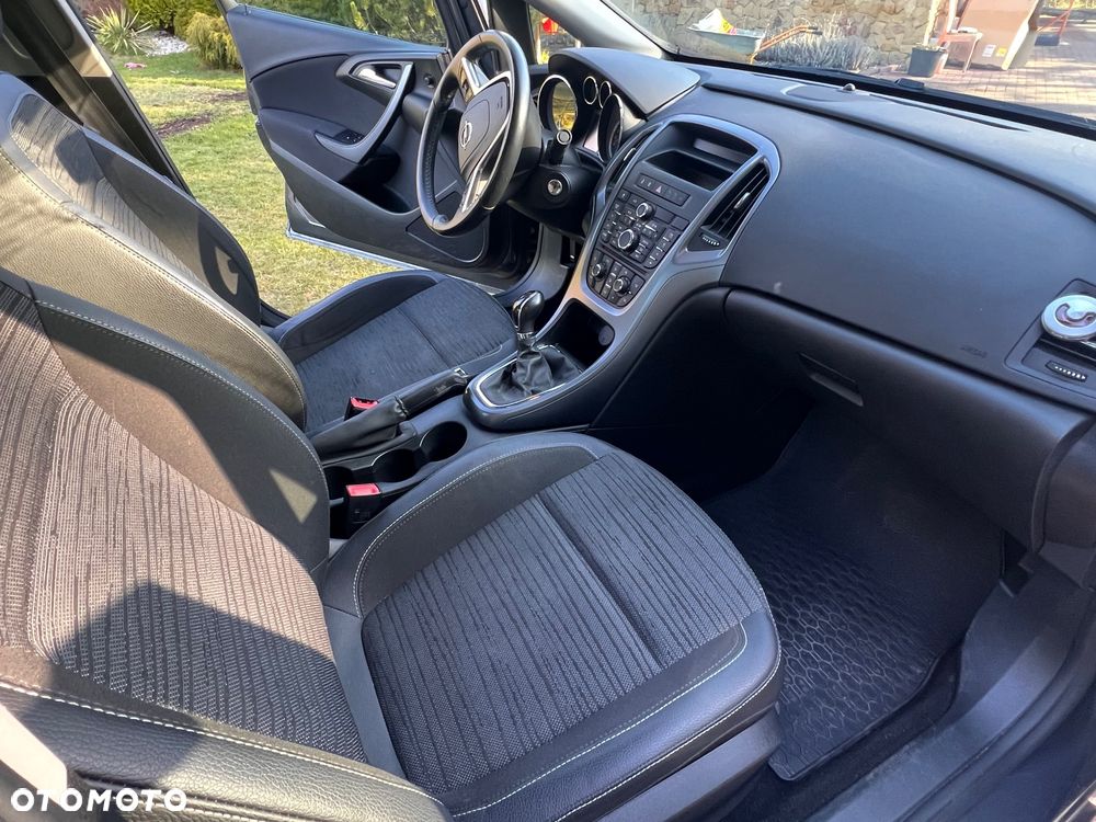 Opel Astra 1.6 Cosmo EU6 - 8