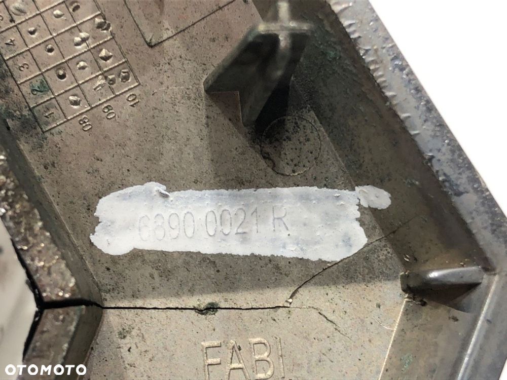 EMBLEMAT PRZÓD  RENAULT MEGANE III liftback (BZ0/1_, B3_) 2008 - 2022 1.6 16V (BZ1B, BZ1H) 81 kW - 3