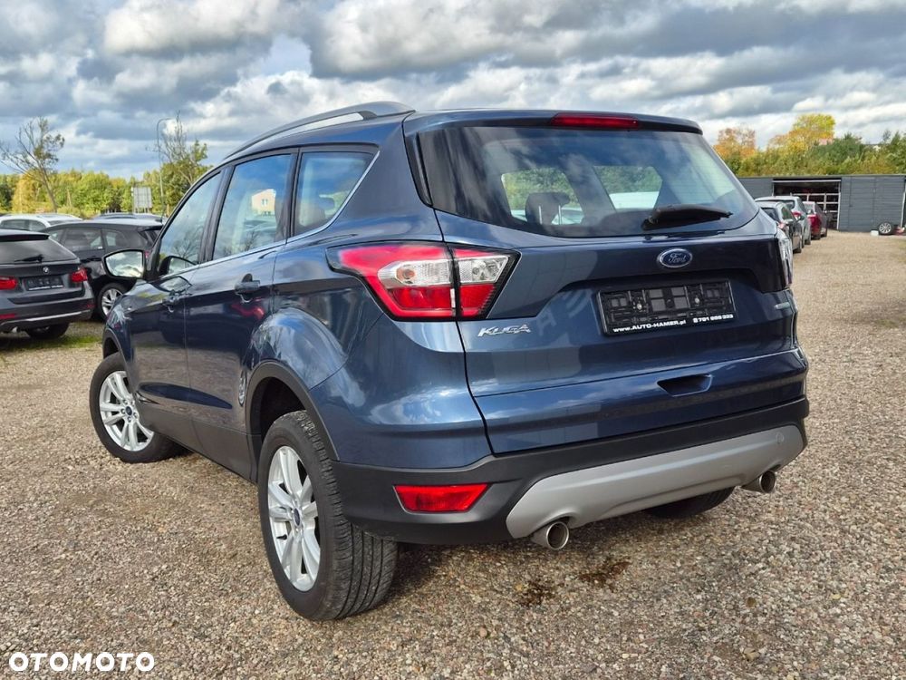 Ford Kuga - 25