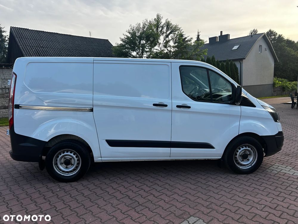 Ford TRANSIT CUSTOM - 14