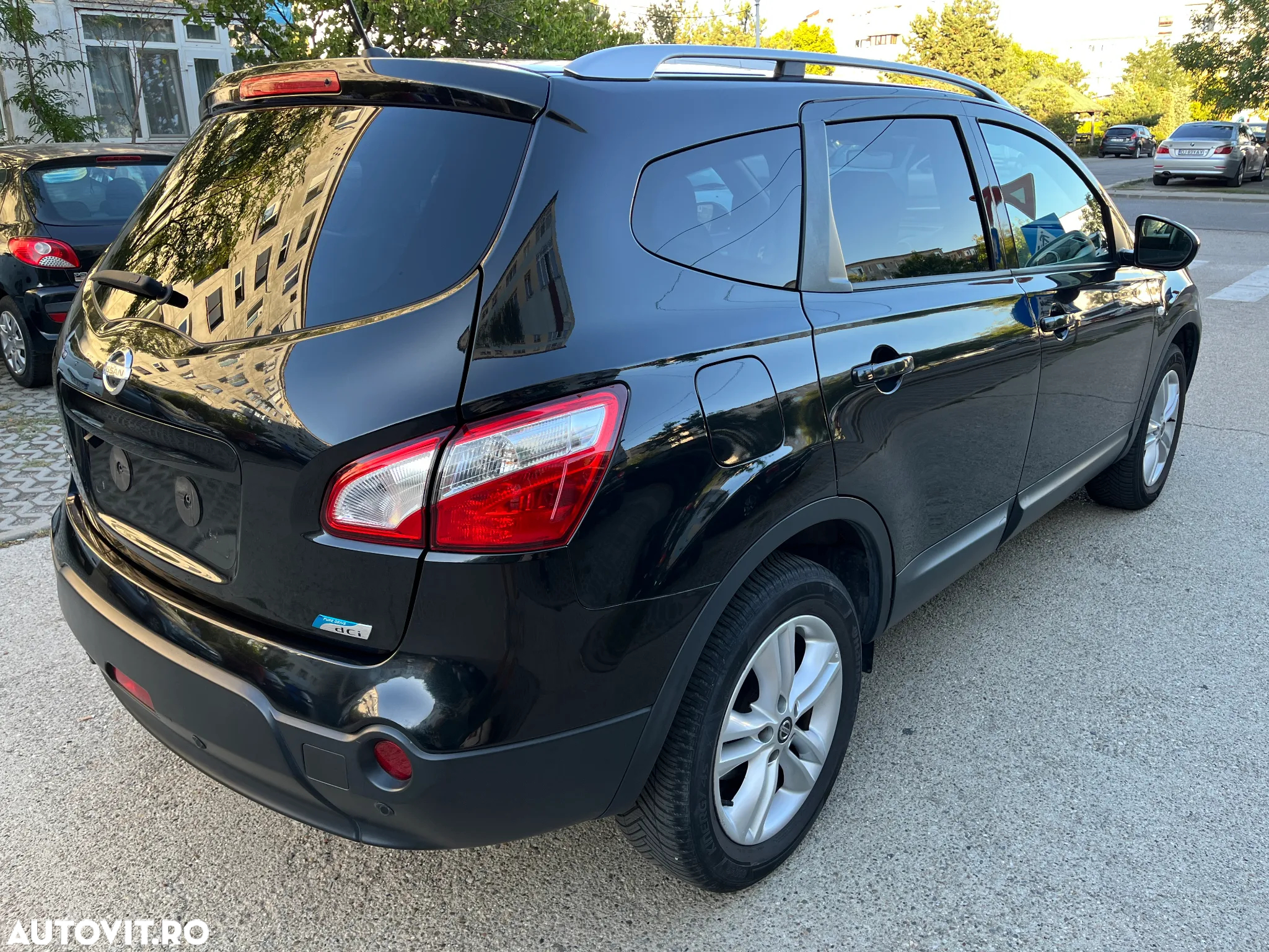 Nissan Qashqai+2 - 3