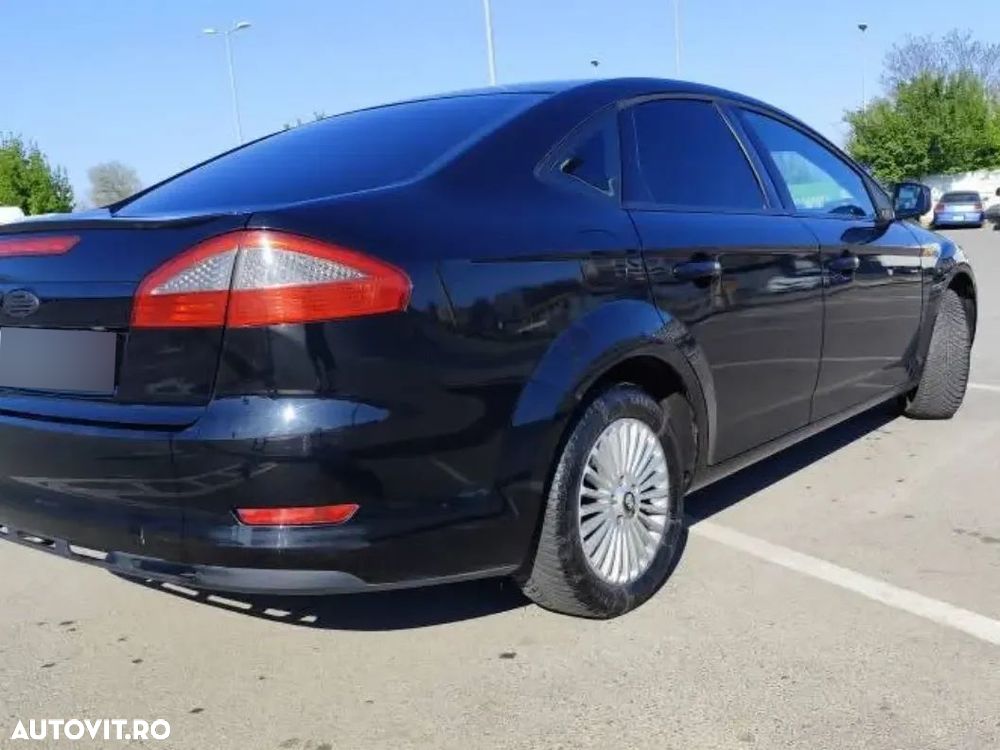 Ford Mondeo 2.0 TDCi Ghia - 5