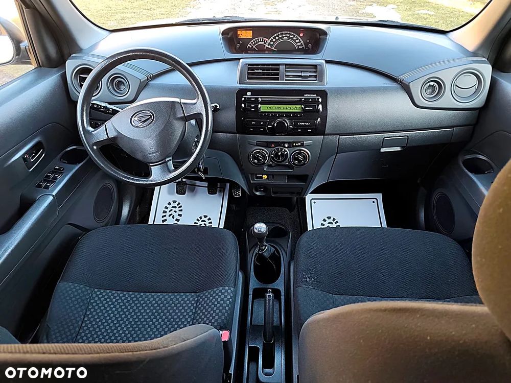 Daihatsu Materia - 20