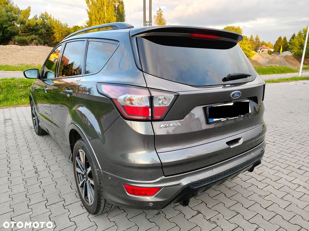 Ford Kuga 1.5 TDCi FWD ST-Line - 13
