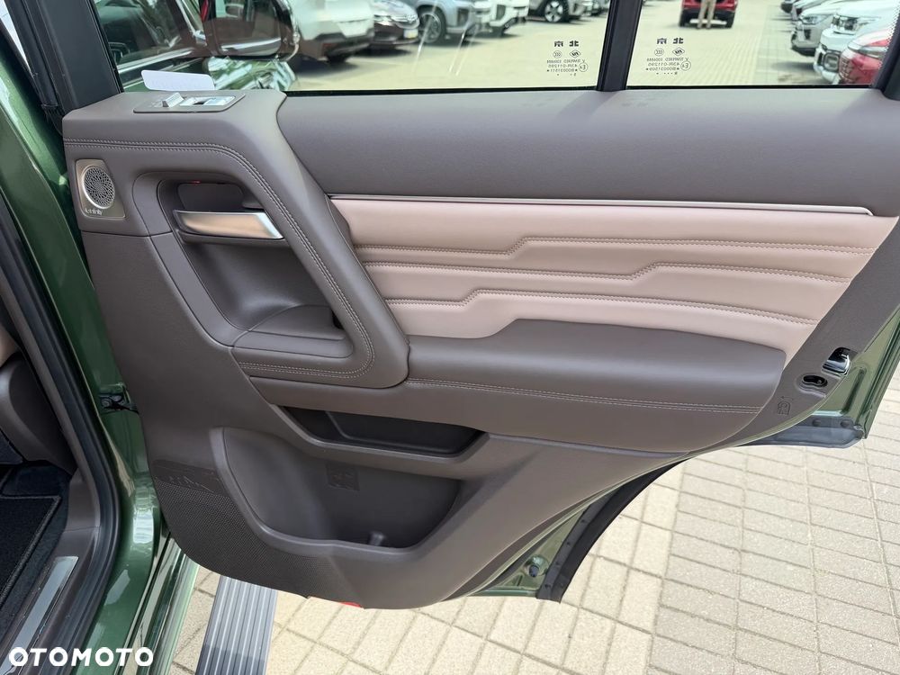 BAIC BJ60 2.0 mHEV Flagship 4x4 - 18