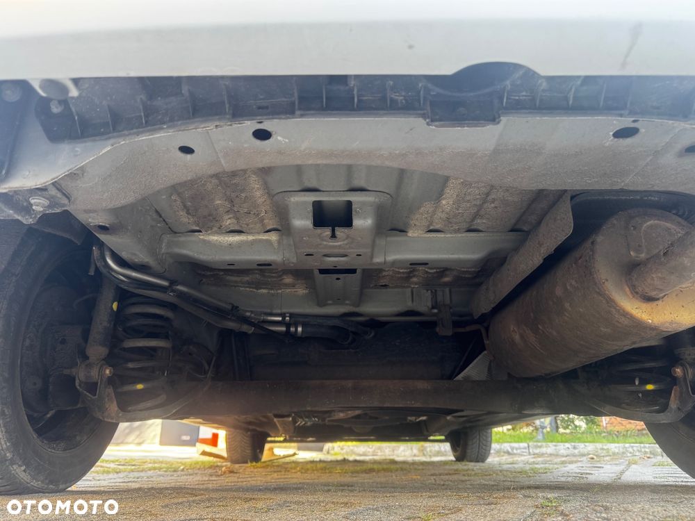 Ford Tourneo Courier 1.0 EcoBoost S&S Ambiente - 22