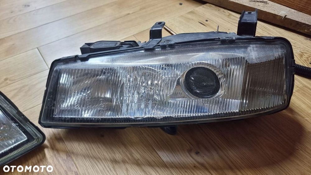 LAMPA LEWY PRAWY PRZÓD EU OPEL CALIBRA - 7