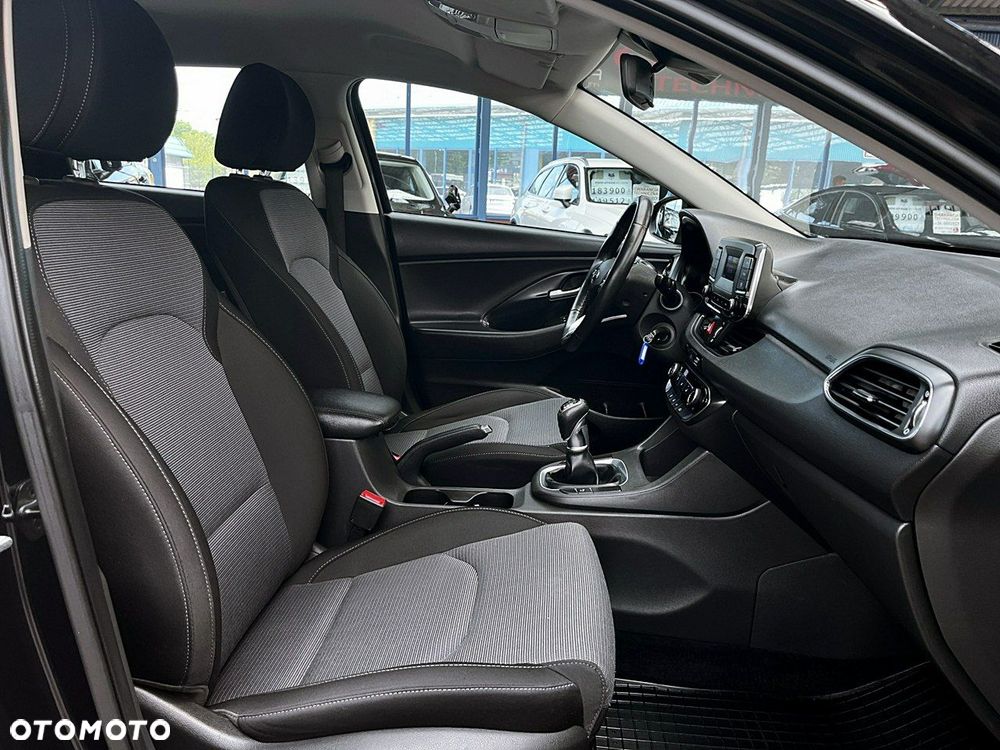 Hyundai i30 - 12