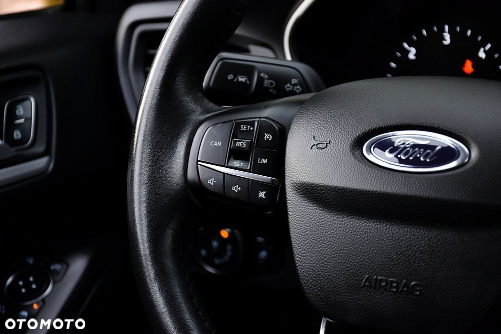 Ford Focus 1.5 EcoBlue STart-Stopp-System TITANIUM - 21