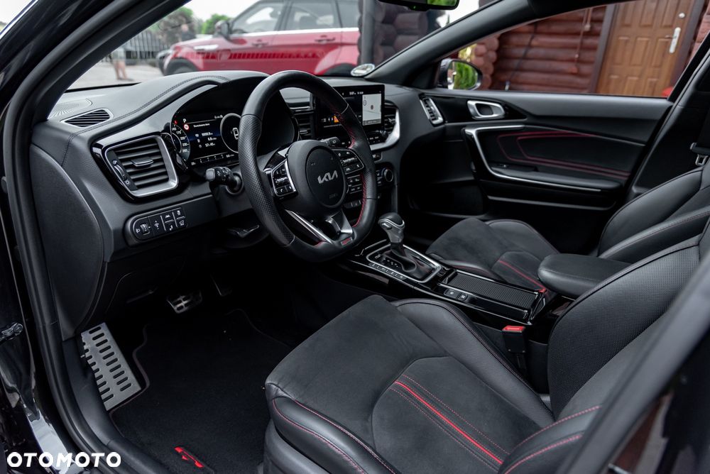 Kia ProCeed 1.6 T-GDI DCT7 OPF GT - 18