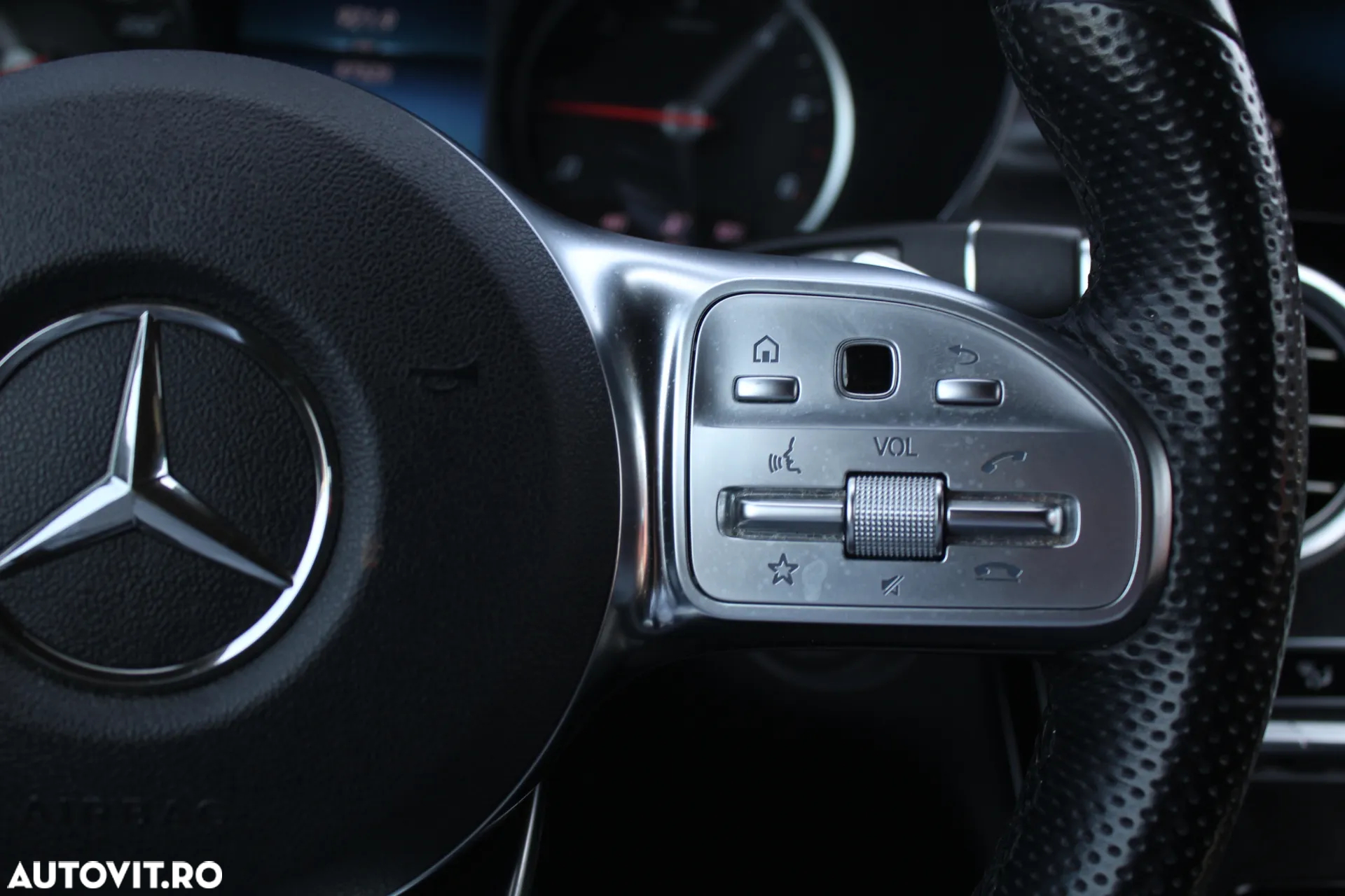 Mercedes-Benz GLC 220 d 4MATIC - 6